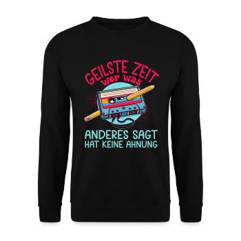 Cassettes Player Mixtape Music 80s Vintage Retro - Unisex Sweatshirt - black - Front - Alina (178cm) & Michal (187cm)
