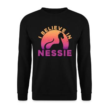 I Believe In Nessie - Loch Ness Nessie - Unisex Pullover - Schwarz - Vorne - Alina (178cm) & Michal (187cm)