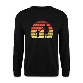 Vater Sohn Metalldetektor Schatzsuche Sondengänger - Unisex Pullover - Schwarz - Vorne - Alina (178cm) & Michal (187cm)