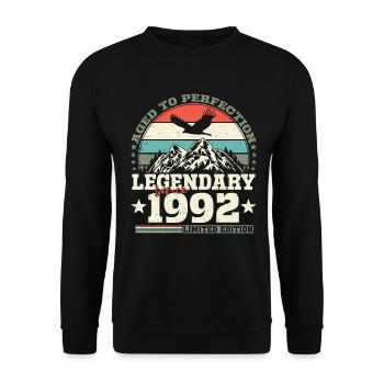 Legendär 1992 Jahrgang geboren Geburtstag Geschenk - Unisex Pullover - Schwarz - Vorne - Alina (178cm) & Michal (187cm)