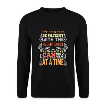 Rezeptionist Spruch Lustig Geschenk - Unisex Pullover - Schwarz - Vorne - Alina (178cm) & Michal (187cm)