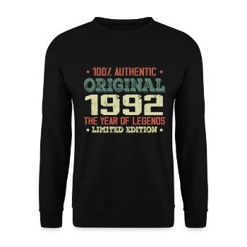 Legend since 1992 Born in 1992 - 32nd birthday - Unisex Sweatshirt - black - Front - Alina (178cm) & Michal (187cm)