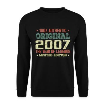 Legend since 2007 Born in 2007 - 17th Birthday - Unisex Sweatshirt - black - Front - Alina (178cm) & Michal (187cm)