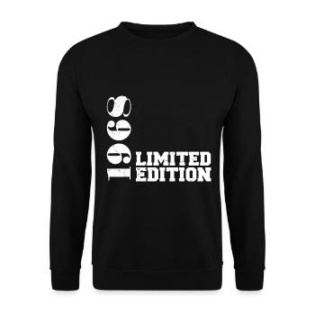 Außerordentlich seit 1968| Geburtstagsgeschenk - Unisex Pullover - Schwarz - Vorne - Alina (178cm) & Michal (187cm)
