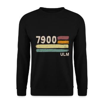 7900 Ulm Retro Postleitzahlen Alte PLZ Vintage - Unisex Pullover - Schwarz - Vorne - Alina (178cm) & Michal (187cm)
