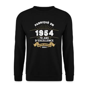 Made in 1954 70 Years of Original Excellence - Unisex Sweatshirt - black - Front - Alina (178cm) & Michal (187cm)