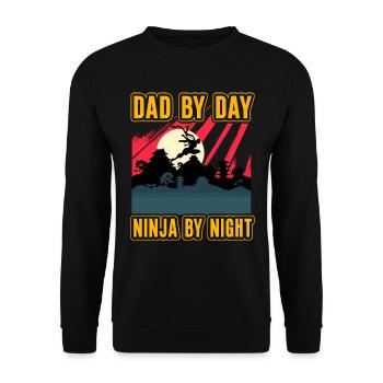 Papa le jour Ninja la nuit - Sweat-shirt Unisexe - noir - Devant - Alina (178cm) & Michal (187cm)