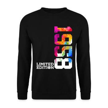 68TH BIRTHDAY LIMITED EDITION 1958 - Unisex Sweatshirt - black - Front - Alina (178cm) & Michal (187cm)