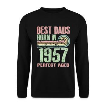 Die Besten Väter Sind 1957 Geboren, 66 Jahre Alt, - Unisex Pullover - Schwarz - Vorne - Alina (178cm) & Michal (187cm)