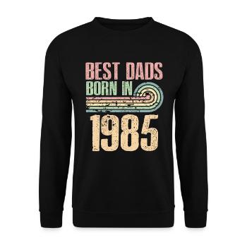 Die Besten Väter Sind 1985 Geboren, 38 Jahre Alt, - Unisex Pullover - Schwarz - Vorne - Alina (178cm) & Michal (187cm)