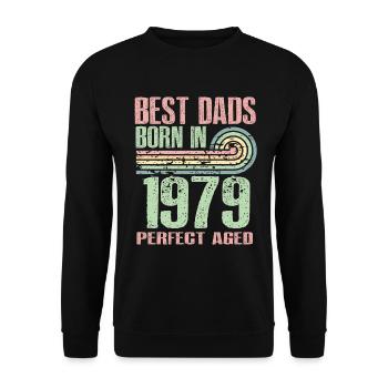 Die Besten Väter Sind 1979 Geboren, 44 Jahre Alt, - Unisex Pullover - Schwarz - Vorne - Alina (178cm) & Michal (187cm)