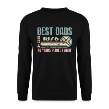 The best fathers were born in 1975, 48 years old, - Unisex Sweatshirt - black - Front - Alina (178cm) & Michal (187cm)