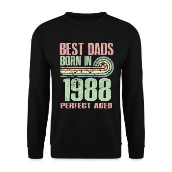 The best fathers were born in 1988, 35 years old, - Unisex Sweatshirt - black - Front - Alina (178cm) & Michal (187cm)
