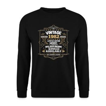 1982 - Unisex Sweatshirt - black - Front - Alina (178cm) & Michal (187cm)