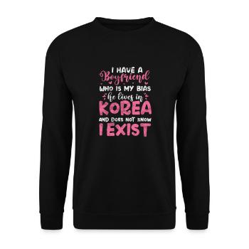 K-Pop Korean Music Pop Korea Kpop Gift - Unisex Sweatshirt - black - Front - Alina (178cm) & Michal (187cm)