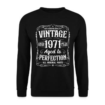 50. Geburtstag Vintage 1971 Retro Geschenk - Unisex Pullover - Schwarz - Vorne - Alina (178cm) & Michal (187cm)