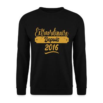 Extraordinaire Depuis 2016 | Cadeau Anniversaire - Sweat-shirt Unisexe - noir - Devant - Alina (178cm) & Michal (187cm)