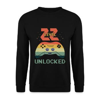 Vintage Video Game Lover Age 22 Level Unlocked - Unisex Pullover - Schwarz - Vorne - Alina (178cm) & Michal (187cm)