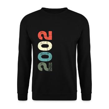 Seit 2002 Jahr 2002 Retro 2002 Jahrgang 2002 - Unisex Pullover - Schwarz - Vorne - Alina (178cm) & Michal (187cm)