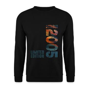 Year 2005 Retro Vintage 2005 Since October 2005 - Unisex Pullover - Schwarz - Vorne - Alina (178cm) & Michal (187cm)