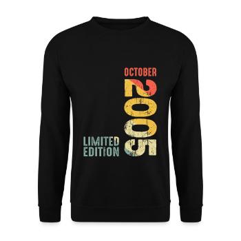 Since October 2005 Year 2005 Retro Vintage 2005 - Unisex Pullover - Schwarz - Vorne - Alina (178cm) & Michal (187cm)