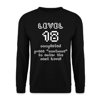 Stufe 18 Jahre alt - Unisex Pullover - Schwarz - Vorne - Alina (178cm) & Michal (187cm)