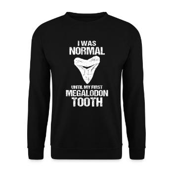 Megalodon Shark Tooth Shark - Unisex Sweatshirt - black - Front - Alina (178cm) & Michal (187cm)