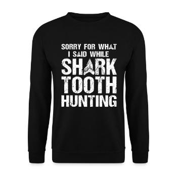 Shark Teeth Fossil Collector Shark Tooth - Unisex Sweatshirt - black - Front - Alina (178cm) & Michal (187cm)