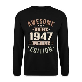 Original 1947 Vintage Vintage Birthday 1947 - Unisex Sweatshirt - black - Front - Alina (178cm) & Michal (187cm)