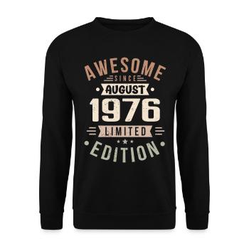 August 1976 Geburtstag im August 1976 Vintage 1976 - Unisex Pullover - Schwarz - Vorne - Alina (178cm) & Michal (187cm)