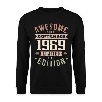 1969 September Birthday Born September 1969 - Unisex Sweatshirt - black - Front - Alina (178cm) & Michal (187cm)