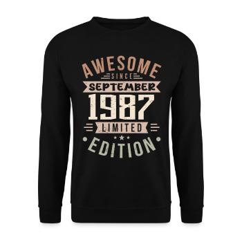 1987 September Birthday Born September 1987 - Unisex Sweatshirt - black - Front - Alina (178cm) & Michal (187cm)