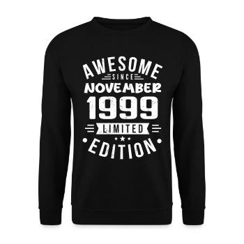 November 1999 Gift Idea Legend November 1999 - Unisex Sweatshirt - black - Front - Alina (178cm) & Michal (187cm)