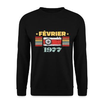 Juin 1977 | Vintage Cadeau 1977 - Sweat-shirt Unisexe - noir - Devant - Alina (178cm) & Michal (187cm)