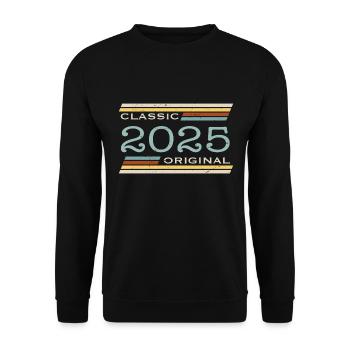 Jahrgang 2025, Klassisch, Original - Unisex Pullover - Schwarz - Vorne - Alina (178cm) & Michal (187cm)