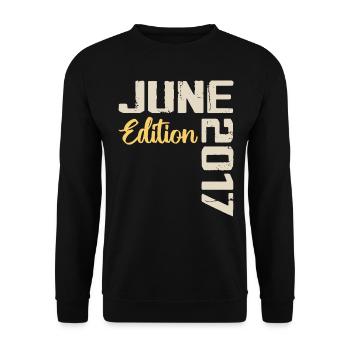 Né(e) en Juin 2017 Cadeau Juin 2017 Anniversaire - Sweat-shirt Unisexe - noir - Devant - Alina (178cm) & Michal (187cm)