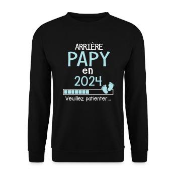 Arrière Papy en 2024 cadeau futur Grand-père - Sweat-shirt Unisexe - noir - Devant - Alina (178cm) & Michal (187cm)