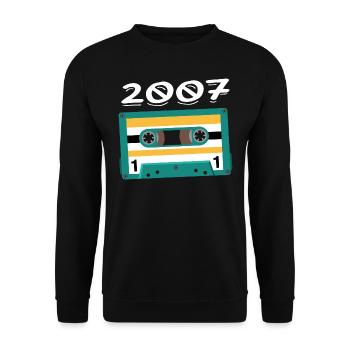 Cassette 2007 Vintage Anniversaire 2007 - Sweat-shirt Unisexe - noir - Devant - Alina (178cm) & Michal (187cm)