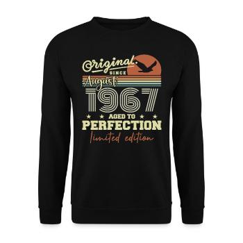 August 1967 Birthday August 1967 Vintage August 1967 - Unisex Sweatshirt - black - Front - Alina (178cm) & Michal (187cm)