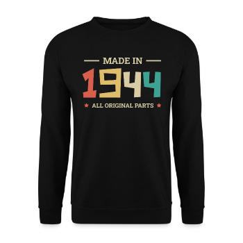 Legendary Since 1944 Original 1944 - Unisex Sweatshirt - black - Front - Alina (178cm) & Michal (187cm)