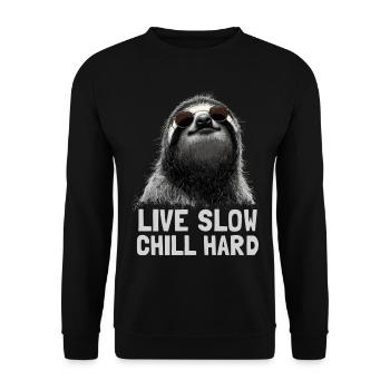 Chilliges Faultier mit Sonnenbrille - Unisex Pullover - Schwarz - Vorne - Alina (178cm) & Michal (187cm)