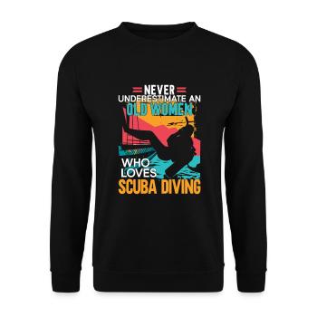Scuba Diving Gift Underwater Scuba Diver - Unisex Sweatshirt - black - Front - Alina (178cm) & Michal (187cm)