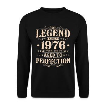 Légende depuis 1976 Vintage Born Anniversaire - Sweat-shirt Unisexe - noir - Devant - Alina (178cm) & Michal (187cm)
