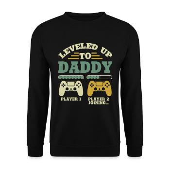 Leveled Up To Daddy Player 1 Player 2 Joining - Unisex Pullover - Schwarz - Vorne - Alina (178cm) & Michal (187cm)