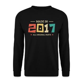 Legendary since 2017 Original 2017 - Unisex Sweatshirt - black - Front - Alina (178cm) & Michal (187cm)