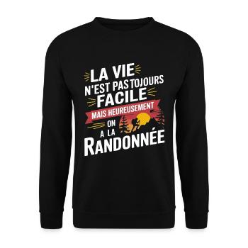 Zum Glück haben wir die Wanderung - Unisex Pullover - Schwarz - Vorne - Alina (178cm) & Michal (187cm)