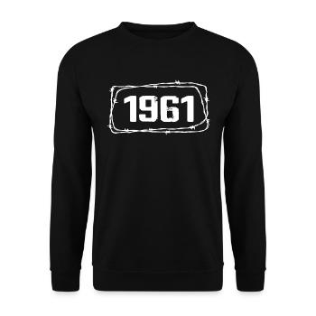 Vintage Fabriqué En 1961 - Anniversaire 63 ans - Sweat-shirt Unisexe - noir - Devant - Alina (178cm) & Michal (187cm)