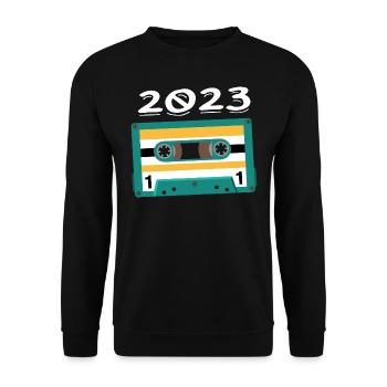 Cassette 2023 Vintage Anniversary 2023 - Unisex Sweatshirt - black - Front - Alina (178cm) & Michal (187cm)