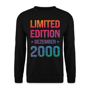 Limited Edition Birthday Party Vintage 2000 - Unisex Sweatshirt - black - Front - Alina (178cm) & Michal (187cm)
