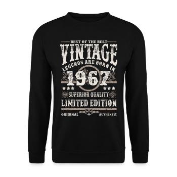 Legenden werden 1967 geboren - Unisex Pullover - Schwarz - Vorne - Alina (178cm) & Michal (187cm)